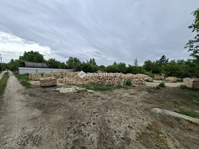 Eladó telek, Székesfehérvárott 10.5 M Ft / költözzbe.hu
