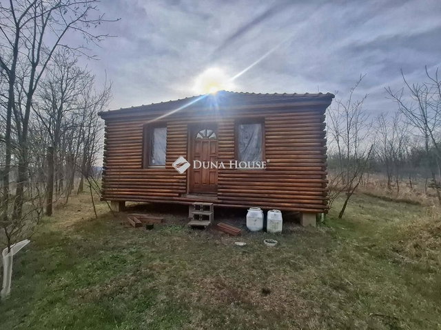 Eladó telek, Kesztölcön 44 M Ft / költözzbe.hu