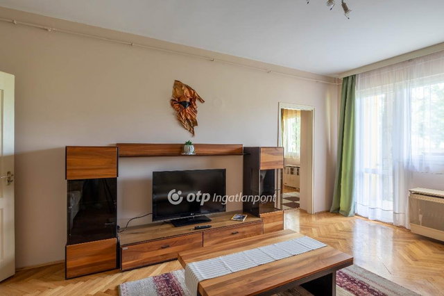 Kiadó téglalakás, albérlet, Sümegen 250 E Ft / hó, 2 szobás