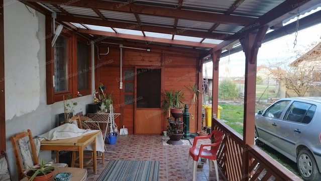 Eladó családi ház, Méhkeréken 16.5 M Ft, 4+1 szobás
