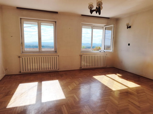 Eladó családi ház, Csömörön 149.9 M Ft, 4 szobás