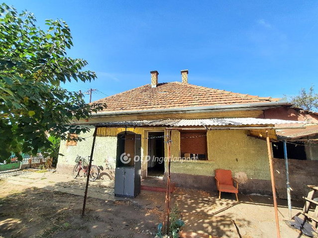 Eladó családi ház, Abonyban 25.99 M Ft, 1+1 szobás