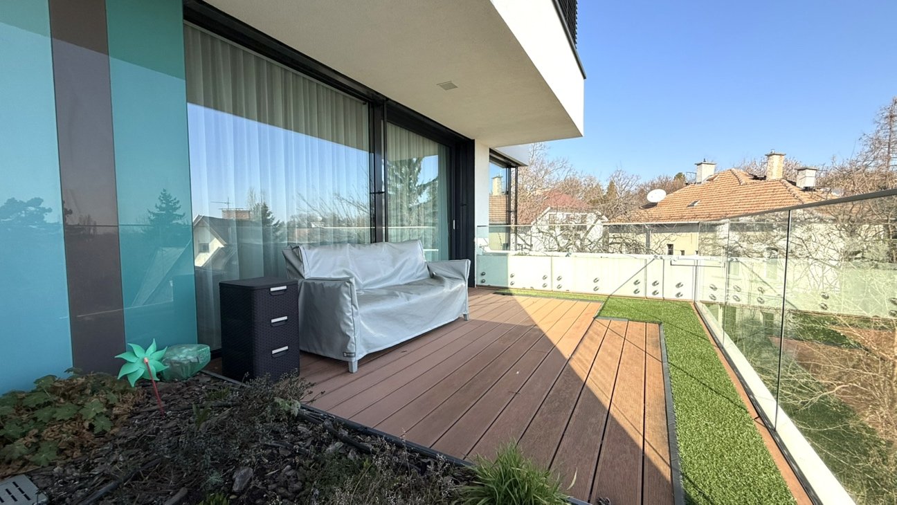 4 bed · 106m² · 900.000 ft