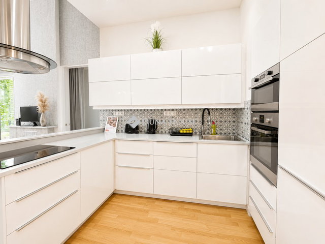 Eladó téglalakás, Budapesten, VI. kerületben 150 M Ft, 3 szobás