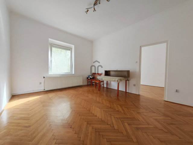 Eladó téglalakás, Székesfehérvárott 43.8 M Ft, 2 szobás
