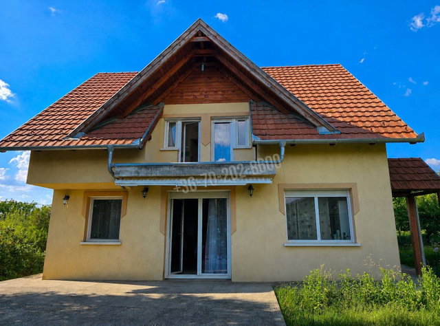 Eladó családi ház, Budakeszin, Galamb utcában 98.6 M Ft