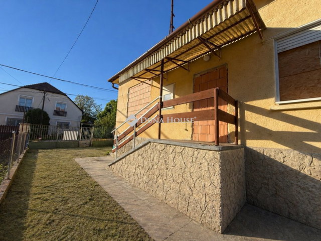 Eladó családi ház, Diósdon 79.9 M Ft, 4 szobás