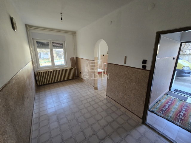 Eladó családi ház, Budapesten, XV. kerületben 240 M Ft