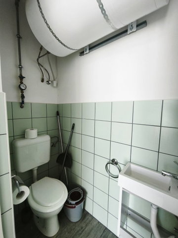Kiadó üzlethelyiség, Hévízen 60 E Ft / hó