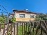 Eladó családi ház, Esztergomban 58 M Ft, 3 szobás
