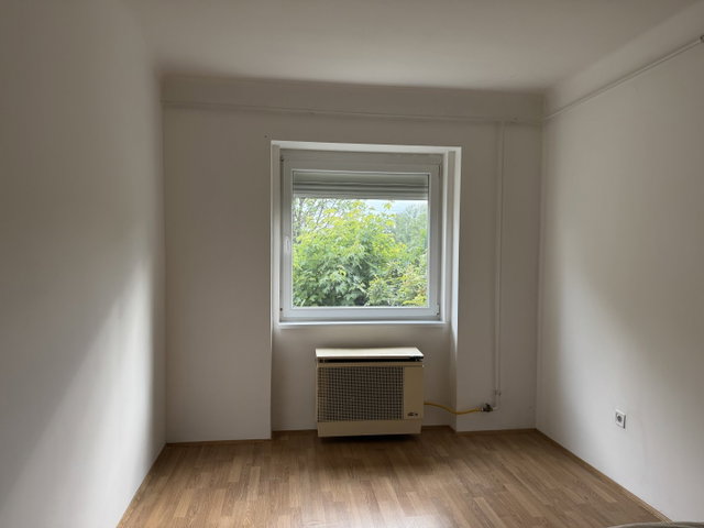 Eladó téglalakás, Balatonfűzfőn 49.5 M Ft, 2 szobás
