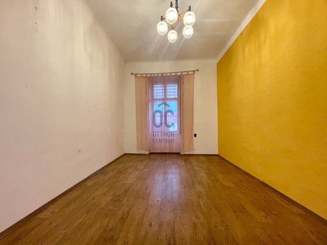 Eladó téglalakás, Sopronban 44 M Ft, 2 szobás