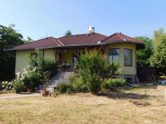 Eladó családi ház, Cserszegtomajon 125.076 M Ft, 4 szobás
