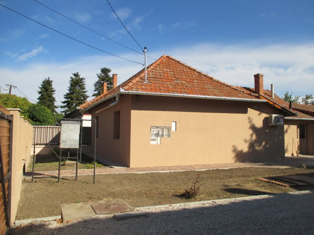Eladó családi ház, Szarvason 28.9 M Ft, 4 szobás