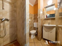 Eladó hotel, Velencén 160 M Ft, 13+1 szobás