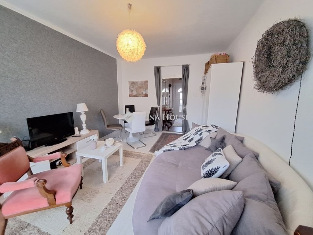 2 bed · 48m² · 180.000 ft