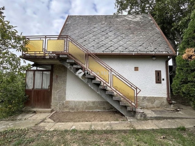 Eladó nyaraló, Zalaegerszegen 9.5 M Ft, 1 szobás