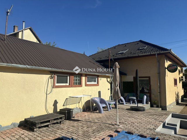 Eladó családi ház, Érden, Iszalag utcában 187.99 M Ft, 7 szobás