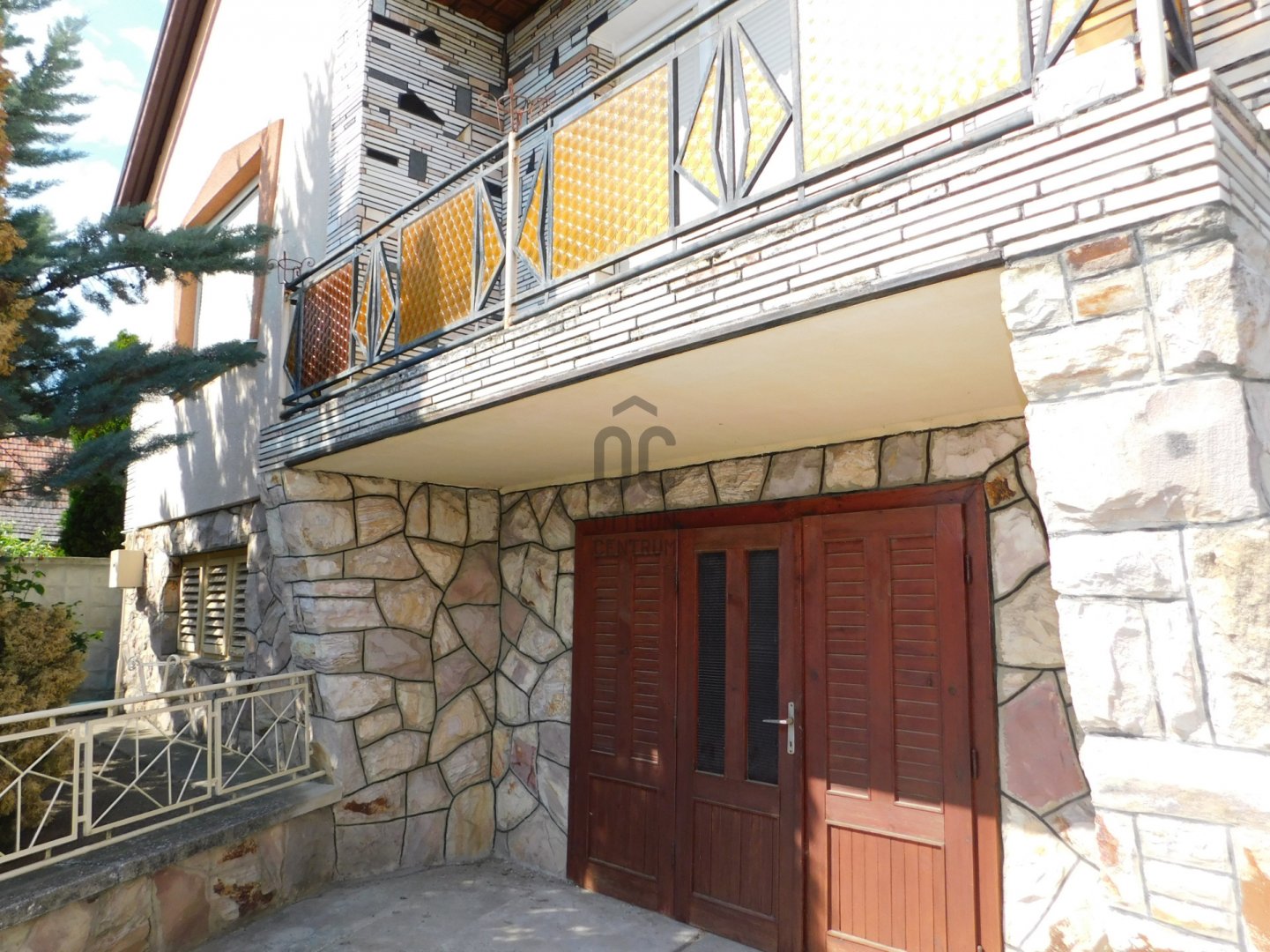 3 bed · 128m² · 64.000.000 ft