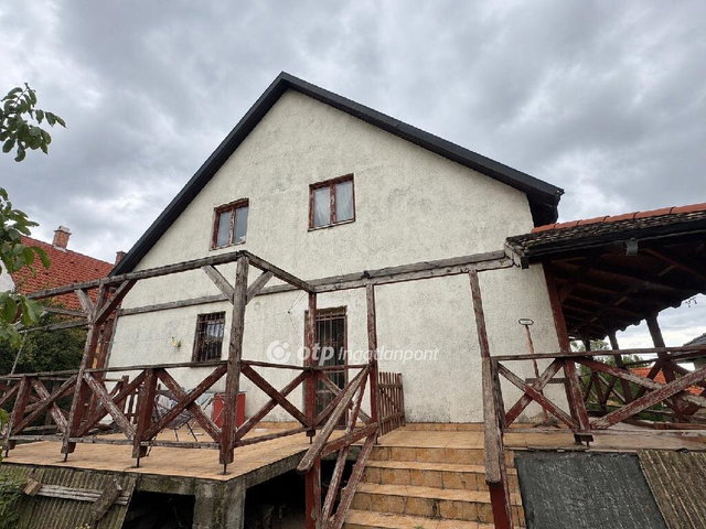 Eladó családi ház, Érden 105 M Ft, 4+1 szobás