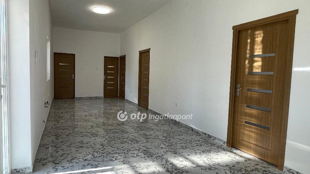 Eladó családi ház, Üllőn 84.9 M Ft, 4 szobás