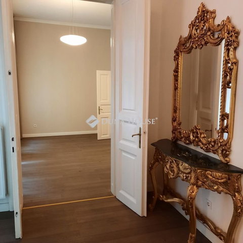 Kiadó téglalakás, albérlet, V. kerületben, Zoltán utcában