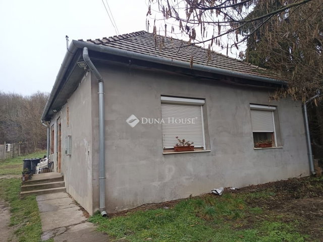 Eladó családi ház, Sülysápon 36.9 M Ft, 3 szobás
