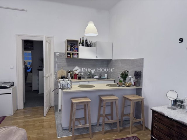 Eladó téglalakás, Budapesten, IX. kerületben 54 M Ft, 1 szobás