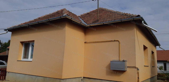 Eladó családi ház, Szolnokon 78.9 M Ft, 5+2 szobás