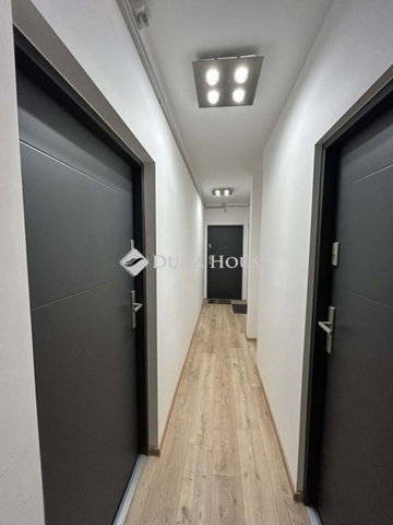 Eladó téglalakás, Budapesten, XXI. kerületben 21.5 M Ft