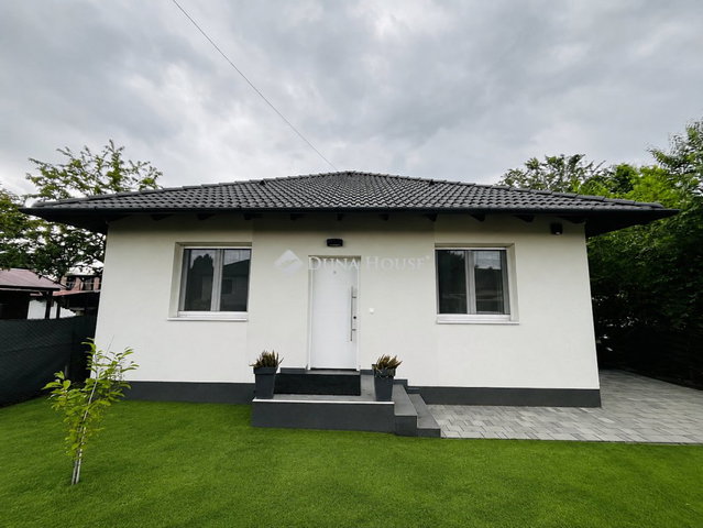 Eladó családi ház, Monorierdőn 79.9 M Ft, 2 szobás