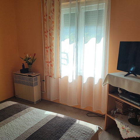 Eladó családi ház, Hajdúszováton 31 M Ft, 2 szobás