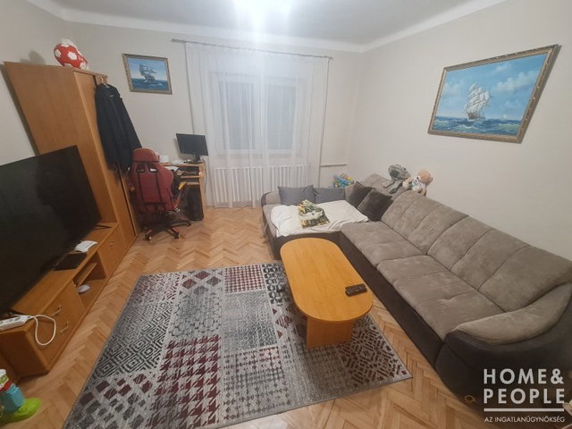 Eladó családi ház, Hódmezővásárhelyen 60 M Ft, 3 szobás