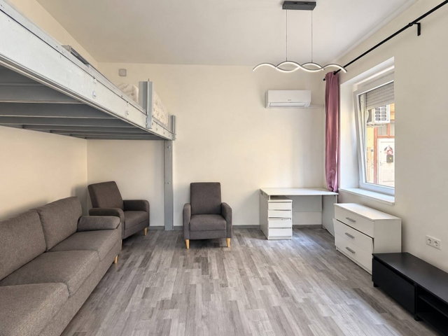 Eladó téglalakás, Budapesten, III. kerületben 45 M Ft, 1 szobás