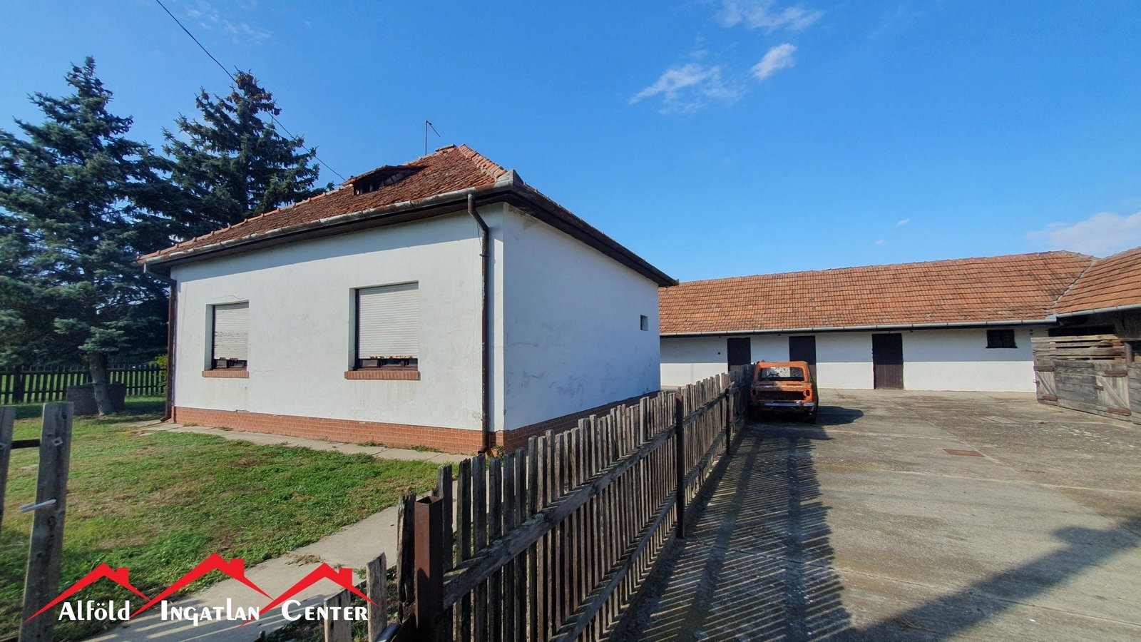 100 m² · 61.900.000 Ft