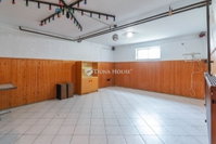 Eladó családi ház, Vecsésen 139.99 M Ft, 5 szobás