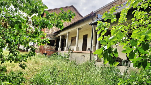 Eladó családi ház, Vecsésen 115 M Ft, 6 szobás