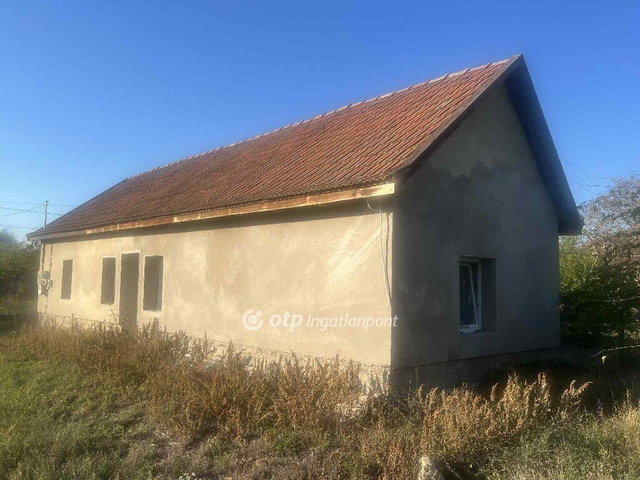 Eladó családi ház, Tápiógyörgyén 12.9 M Ft, 2 szobás
