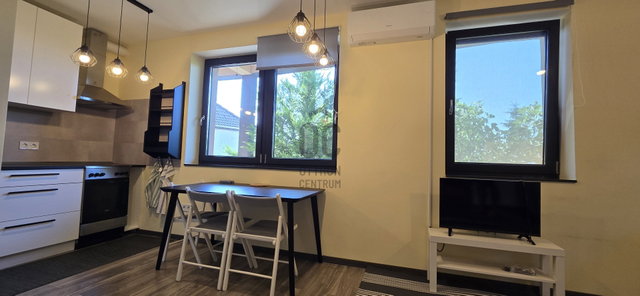 Kiadó téglalakás, albérlet, Pakson 170 E Ft / hó, 2 szobás