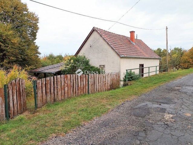 Eladó családi ház, Becsvölgyén 22 M Ft, 2 szobás