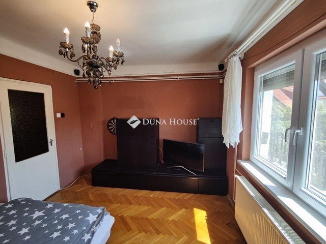 Eladó ikerház, Budapesten, XVIII. kerületben 69.9 M Ft, 3 szobás
