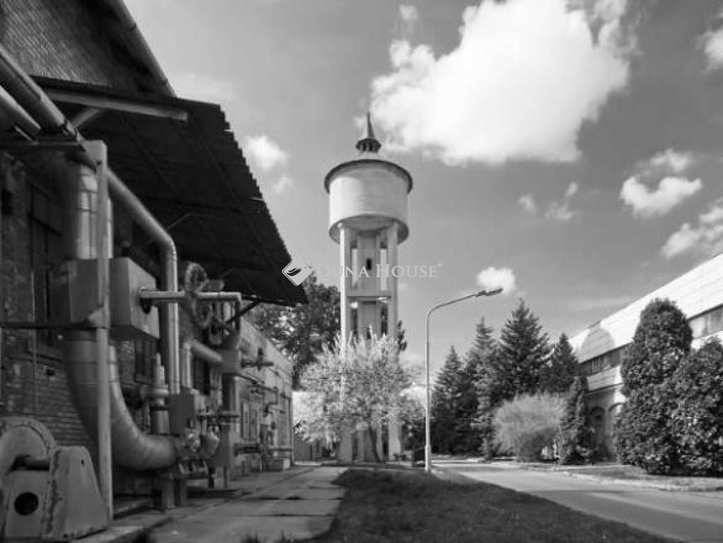 Ipari · 11767 m² · 779.000.000 Ft