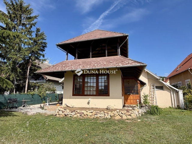 Eladó családi ház, Balatonfüreden 169 M Ft, 6 szobás