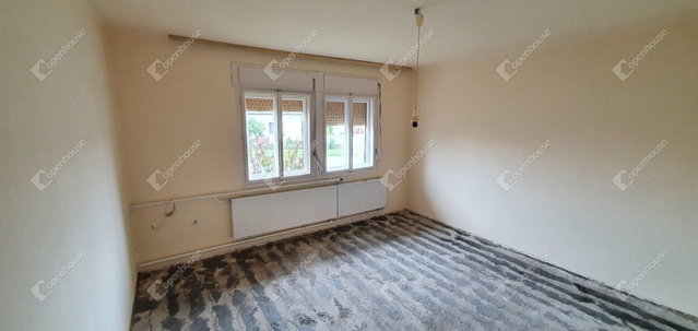 Eladó családi ház, Sárospatakon 24.9 M Ft, 3 szobás
