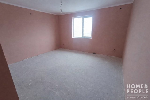 Eladó családi ház, Makón 18.99 M Ft, 2 szobás