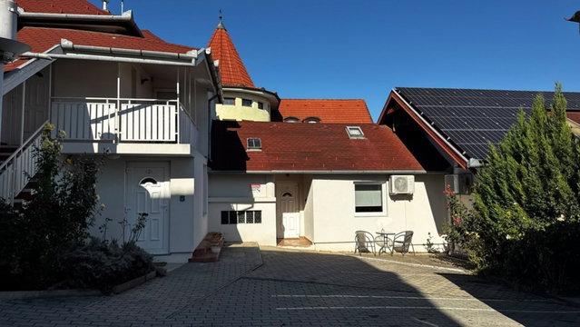 Eladó téglalakás, Hévízen 55 M Ft, 2 szobás