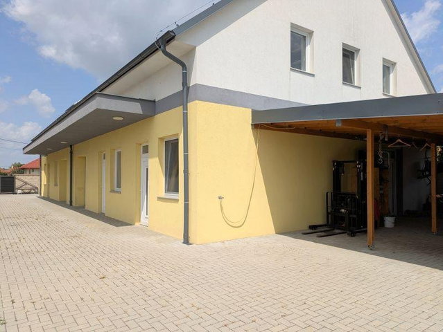 Eladó ipari ingatlan, Máriakálnokon 250 M Ft