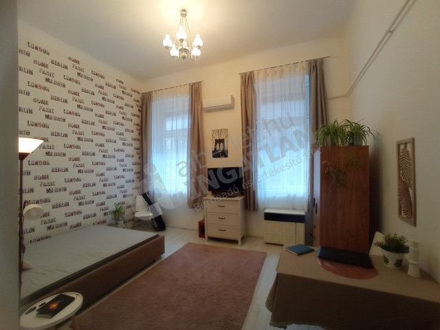 Eladó téglalakás, Budapesten, XIII. kerületben, Garam utcában