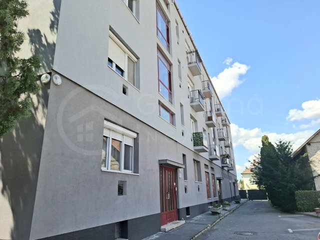 Eladó téglalakás, Miskolcon 30.5 M Ft, 2+1 szobás