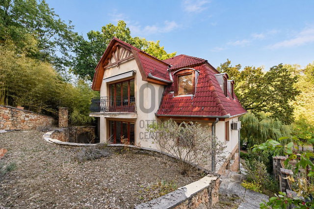 Eladó családi ház, Érden 239.9 M Ft, 6 szobás